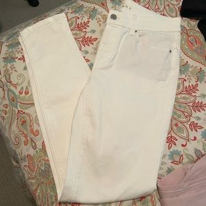 Size 6 white skinny jeans- White House Black Market